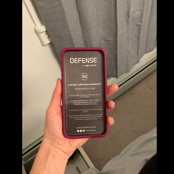 iPhone XS Max phone case - Picture 3 of 4